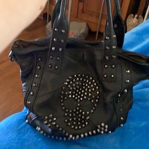 Black skull purse